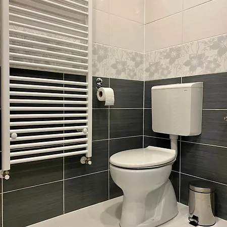 Judith Apartment